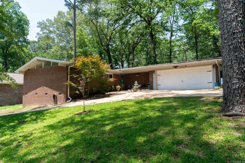 1902 Lynnwood, Benton, AR, 72015-3181 | Card Image