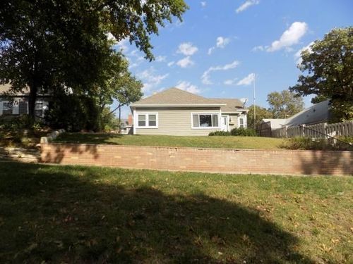 315 W 10th St, Concordia, KS, 66901-4205 | Card Image