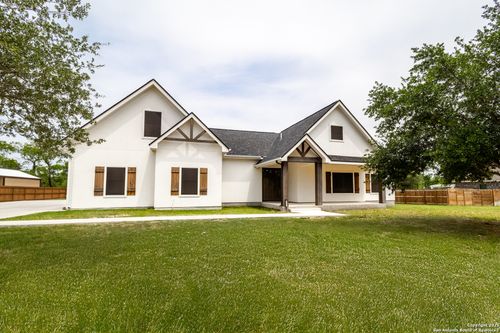 177 E Short Meadow Dr, Lytle, TX, 78052-3987 | Card Image