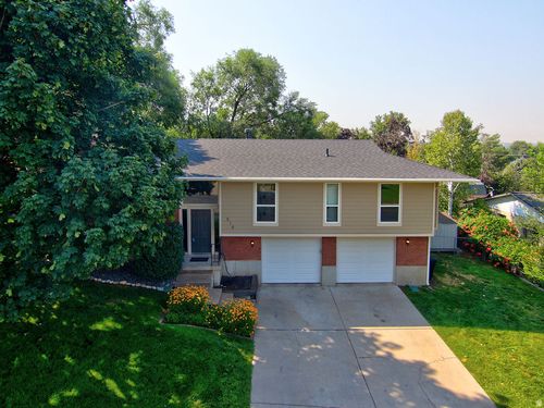 518 Aspen Way, Centerville, UT, 84014-1642 | Card Image