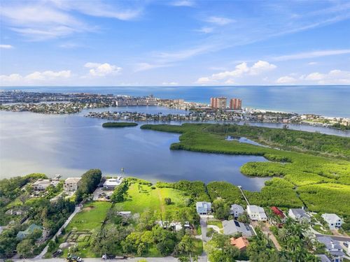 13798 74th Ave, Seminole, FL, 33776-3801 | Card Image