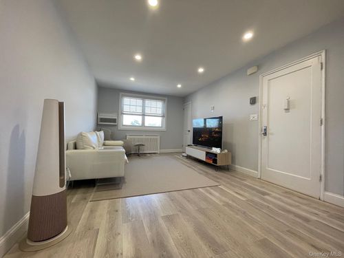 262-24920 57th Ave, Little Neck, NY, 11362-2057 | Card Image