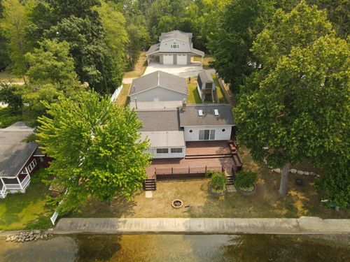 20119 Merritt Ave, Chippewa Lake, MI, 49320-5214 | Card Image