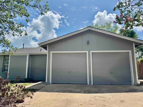 4403 Quicksilver Blvd, Austin, TX, 78744-5623 | Card Image