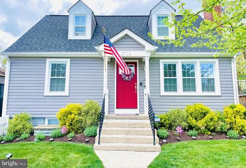2902 Meadow Ln, FALLS CHURCH, VA, 22042-2323 | Card Image