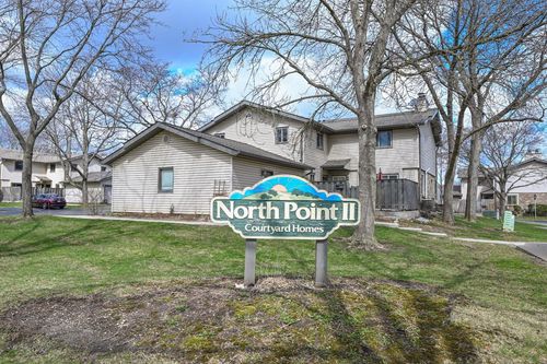 N76W14655 Fairfield Court, Menomonee Falls, WI, 53051 | Card Image