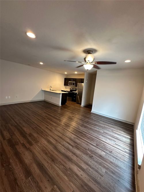210-2106 Bennett Ave, Dallas, TX, 75206-8597 | Card Image
