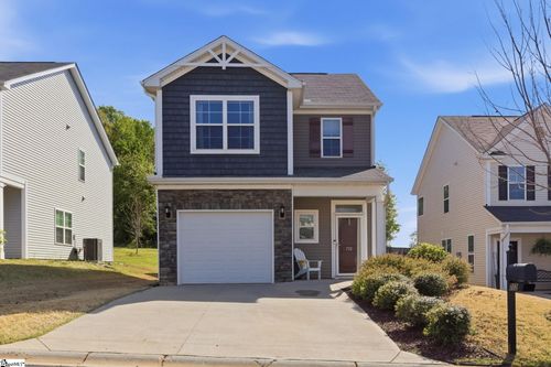 712 Hayden Ln, Inman, SC, 29349-7211 | Card Image