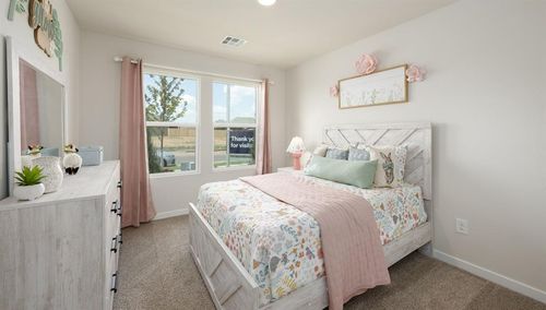 1209 E Stallion Ln, Mustang, OK, 73064-4652 | Card Image