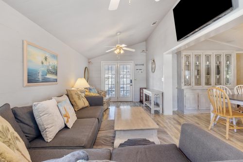 216 Carol Pl, Panama City Beach, FL, 32413-1603 | Card Image