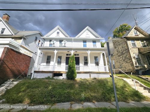 907 Green Ridge St, Scranton, PA, 18509-1909 | Card Image