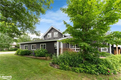 2165 Highway 592, Emsdale, ON, P0A1J0 | Card Image