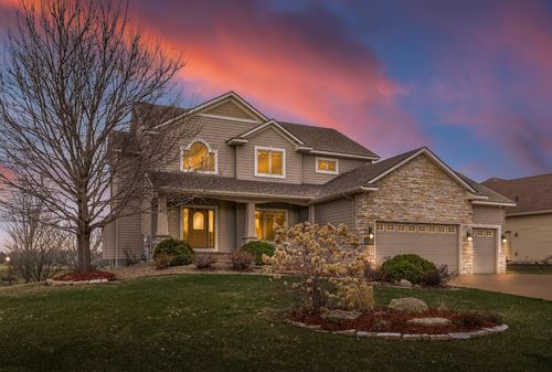 10502 Vera Cruz Dr N, Brooklyn Park, MN, 55443-2557 | Card Image