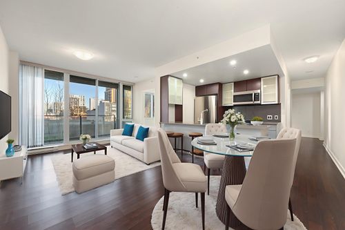 302-7080 No. 3 Rd, Richmond, BC, V6Y0B5 | Card Image