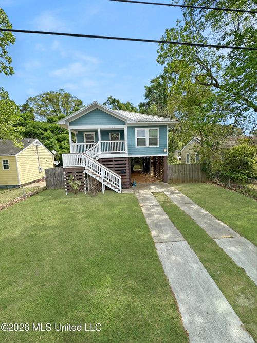 266 Benachi Ave, Biloxi, MS, 39530-2900 | Card Image