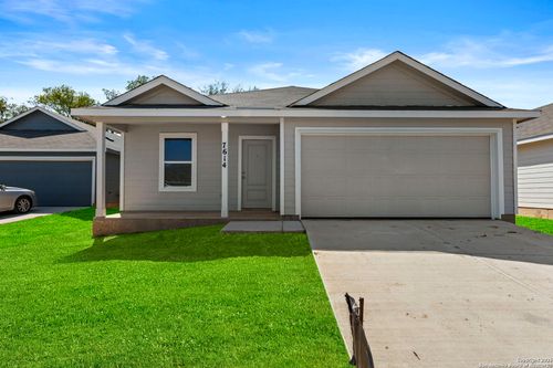 7614 Bohemian Grv, San Antonio, TX, 78227-4108 | Card Image