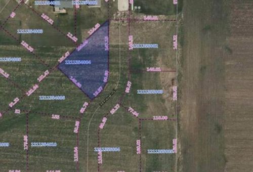 214 Elliot Ave, Shell Rock, IA, 50670-9335 | Card Image