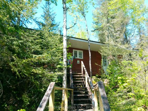 624 Shunsby Rd, Sesekinika, ON, P0K1S0 | Card Image