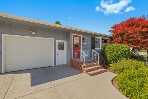1122 Linden Dr, Lewiston, ID, 83501-5326 | Card Image