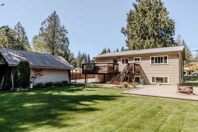 5620 Wakefield Rd, House other with 4 bedrooms, 2 bathrooms and null parking in Sechelt BC | Image 1