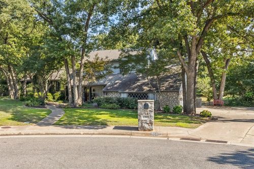 1909 Blue Jay Ct, Edmond, OK, 73034-6105 | Card Image