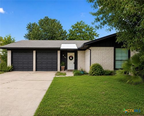 204 Timberlane Dr, Victoria, TX, 77901-2910 | Card Image