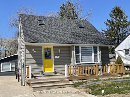 2-82 Gunn St, Barrie, ON, L4M2H5 | Card Image