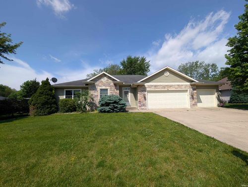 333 Fairview Dr, Goshen, IN, 46528-8805 | Card Image