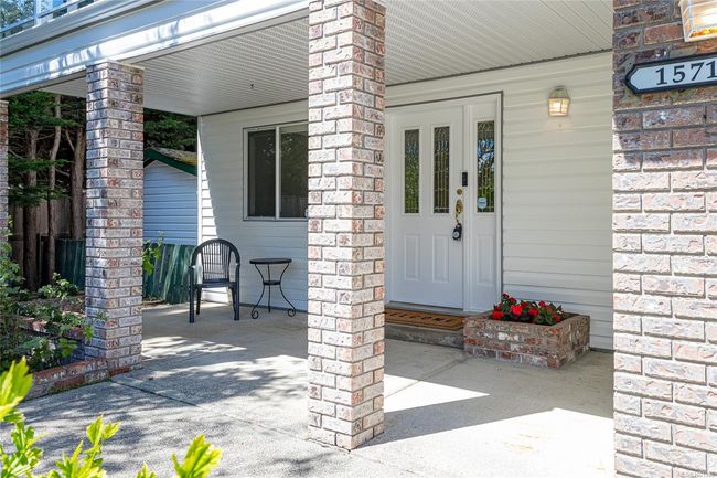 1571 Juan De Fuca Blvd, House other with 5 bedrooms, 3 bathrooms and 4 parking in Parksville BC | Image 12