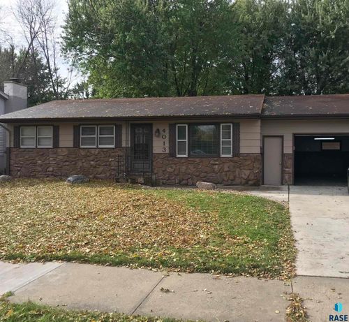 4013 S Drexel Dr, Sioux Falls, SD, 57106-1716 | Card Image