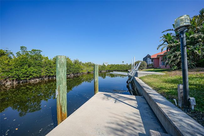 DOCK | Image 43