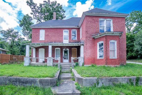 195 N A St, Centerton, AR, 72719-9763 | Card Image