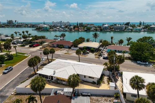 8909 Gulf Blvd, ST PETE BEACH, FL, 33706-1430 | Card Image