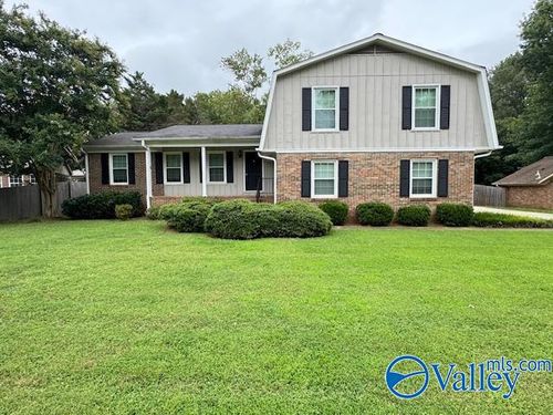 13003 Camelot Dr Se, Huntsville, AL, 35803-1840 | Card Image