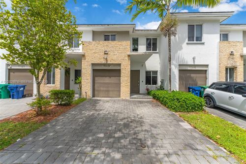 17624 Sw 149th Pl, Miami, FL, 33187-6757 | Card Image