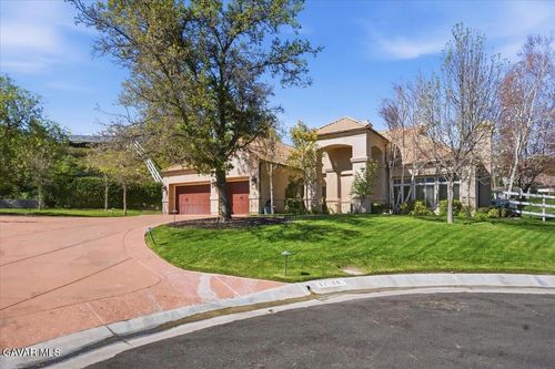 27139 Crystal Springs Rd, Canyon Country, CA, 91387-4705 | Card Image