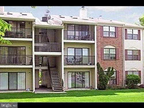 40 Mendrey Ct, TRENTON, NJ, 08648-2661 | Card Image