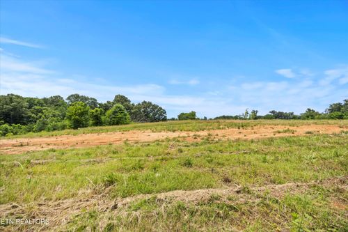 2885 Norcross Rd, Maryville, TN, 37803-4122 | Card Image