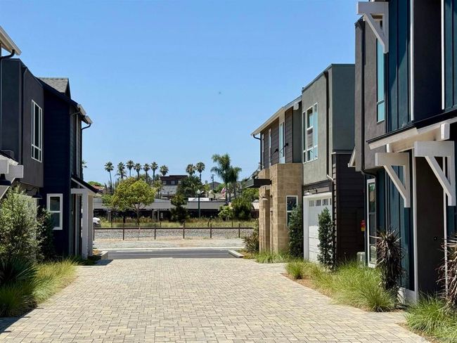 567 N Vulcan Ave, House other with 3 bedrooms, 3 bathrooms and 2 parking in Encinitas CA | Image 38
