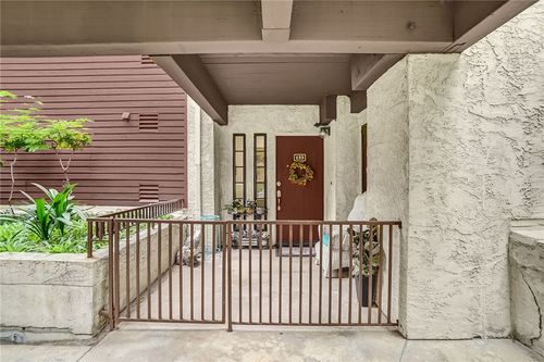 apt-133-230 Bethany Rd, Burbank, CA, 91504-4258 | Card Image