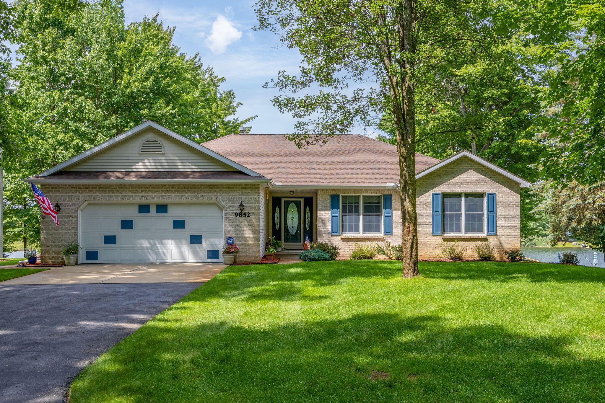 Fawn Lake Dr, Stanwood, MI 49346