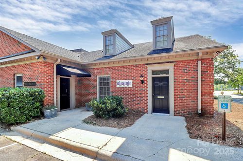 ste-b-1433 Heather Ln, Charlotte, NC, 28209-2563 | Card Image