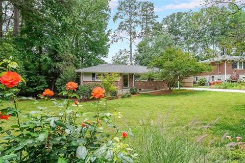 2889 Mount Olive Dr, Decatur, GA, 30033-3025 | Card Image
