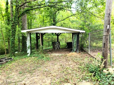 Carport on property | Image 2