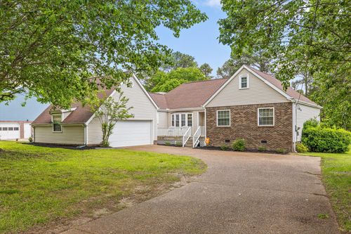 7403 Flagstone Dr, Ooltewah, TN, 37363-8784 | Card Image