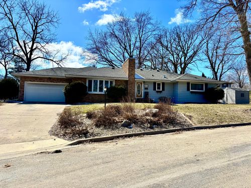 406 Robin Rd, Albert Lea, MN, 56007-1486 | Card Image