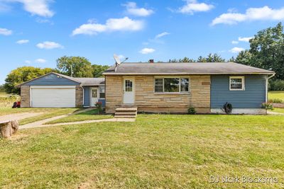 11675 S M 66 Highway, House other with 2 bedrooms, 1 bathrooms and null parking in Bellevue MI | Image 1