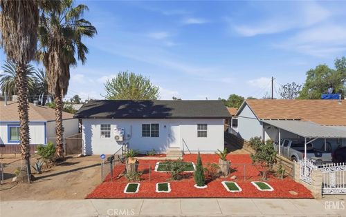 10720 Santa Ana St, Lamont, CA, 93241-2019 | Card Image