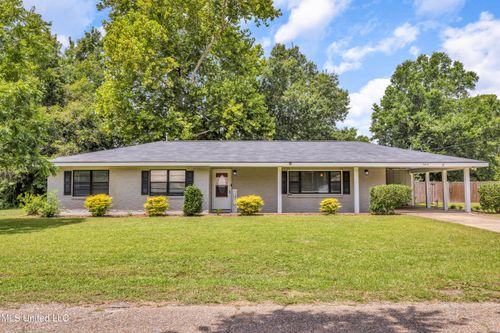 919 Oakleigh Ave, Gulfport, MS, 39507-3813 | Card Image