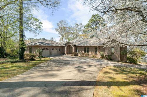 80 River Oaks Cir, CROPWELL, AL, 35054-3638 | Card Image
